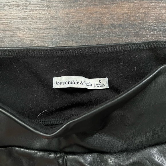 Abercrombie and Fitch Leggings - Picture 2 of 2